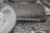 Gold rising steadily while silver jumps to new highs Gold rising steadily while silver jumps to new highs