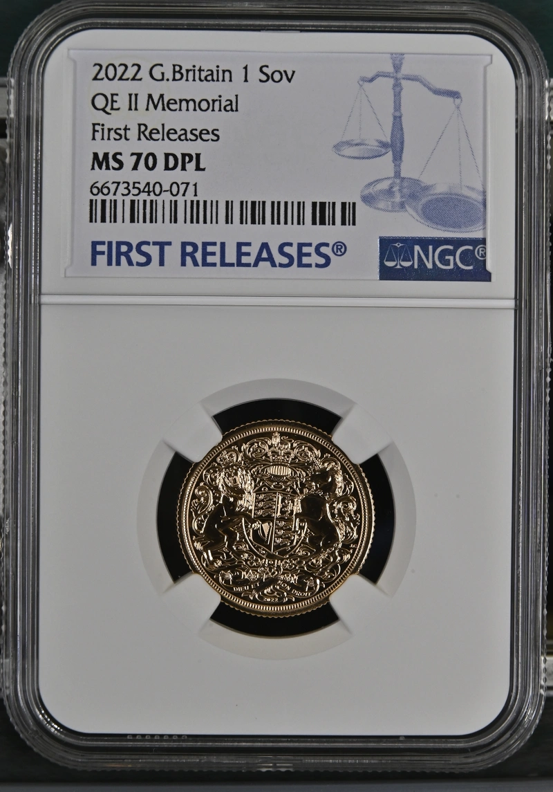 2022 Gold Sovereign Coin Elizabeth II Memorial NGC MS70
