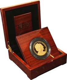 2017 Platinum Wedding Anniversary 5oz Proof Gold £10 Coin Boxed
