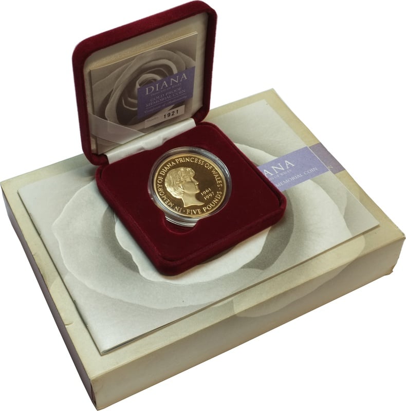 1999 - Gold £5 Proof Crown, Diana Princess of Wales Memorial Boxed