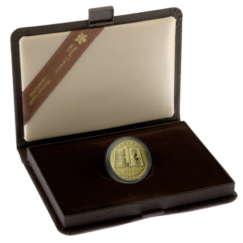 Canadian 1982 $100 half ounce Proof gold coin Constitution Boxed