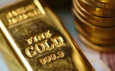 Gold price passes $1,800 milestone as deeper recessions are forecast