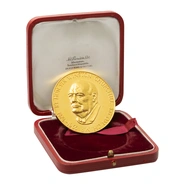 1874-1965 Sir Winston Churchill Gold Medal A.E. Jones 2.3" Boxed
