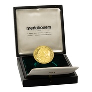 1965 Winston Churchill Gold Medal 1.8" Medallioners Boxed