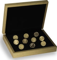 Large Oak Gold Sovereign Coin Gift Box 10 x Gold Sovereigns
