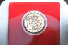 2014 Gold Sovereign Coin Elizabeth II Fourth Head India