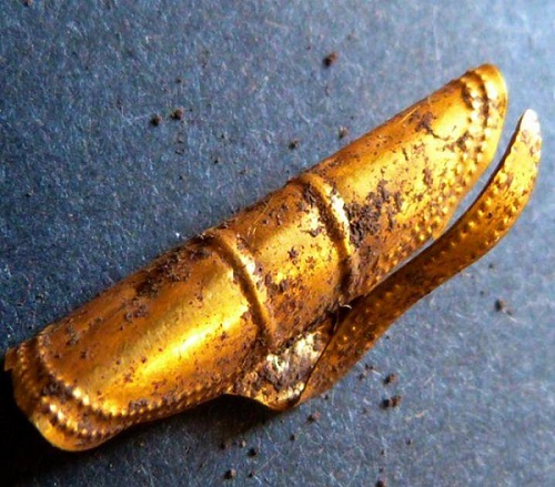 Kirkhuagh Cairn gold ornament