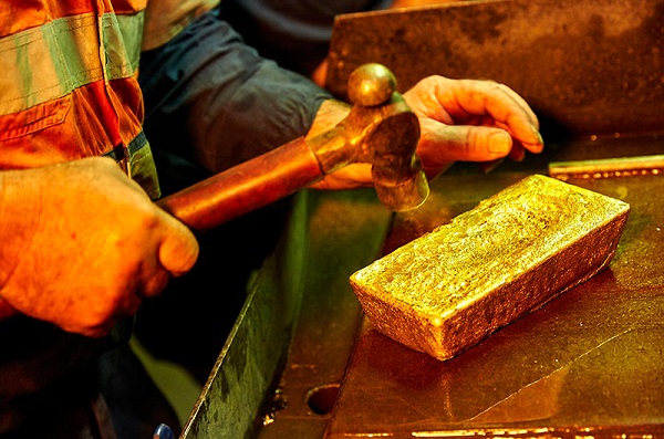 gold smithing hammer